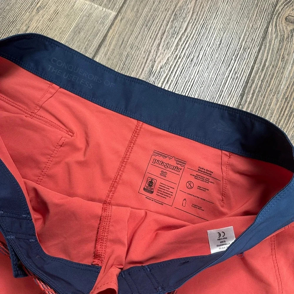 Patagonia Hydropeak Board Shorts 32 Sumac Red Swim Trunks - Picture 4 of 7